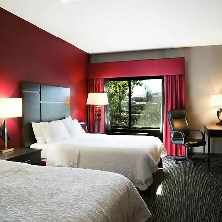 Hampton Inn & Suites Temecula-3
